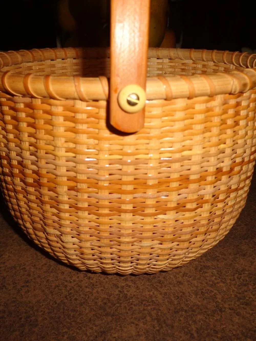 NEW Handcrafted NANTUCKET Round Handled Basket 8x6